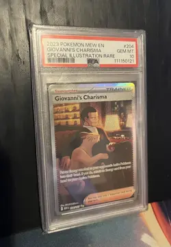 2023 POKEMON MEW EN 204/165 GIOVANNI'S CHARISMA SPECIAL ILLUSTRATION RARE PSA 10 - Image 4