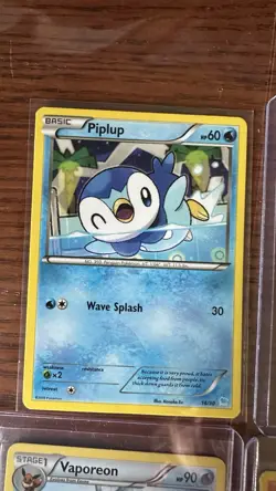 Pokemon Card Lot Pikachu Charmander Vaporeon Ninetales + Energy Vintage Style - Image 2