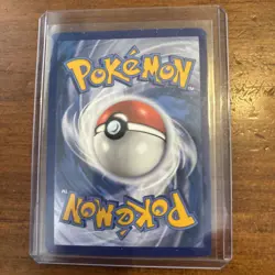 Mew V (Full Art) Pokemon • Ultra Rare • 250/264 Fusion Strike - Image 2