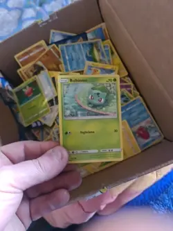lotto carte Pokemon Comuni al Kg(3kg)Da Destino Sfuggente A Spada E Scudo Miste - Image 3