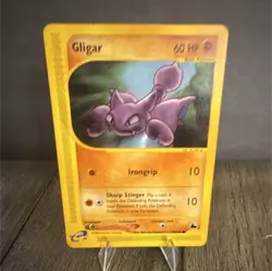 Pokemon Gligar 59/144 Skyridge Regular Common Basic 60 HP Irongrip Sharp Stinger - Image 1