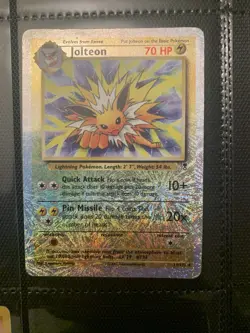 Pokemon Jolteon 14/110 Legendary Collection Reverse Holo Rare 70 HP Stage 1 Card - Image 1