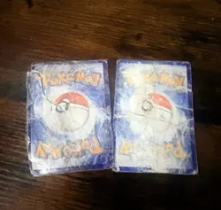 2x Pokemon Charizard 2002 Legendary Collection Non Holo DAMAGED Tape - Image 2