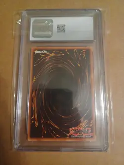 Yu-Gi-Oh Man-Eater Bug LOB-108 1st Edition Super Rare Holo CGC 9 Glossy - Image 3