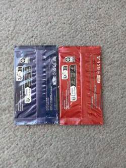 LOT 2 TARKIR DRAGONSTORM FOIL Promo Booster Pack Magic ENGLISH red and blue - Image 2
