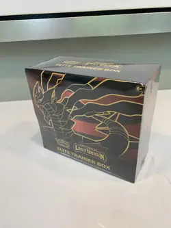 Pokemon TCG: Sword & Shield Lost Origin Elite Trainer Box (8 Packs per Box,... 820650850714 - Image 1
