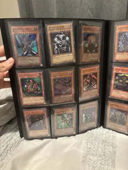 Yugioh Cards binder/ joblot 83 cards (binder included) - Image 3