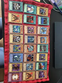 Lot #7⃣ Yugioh Yu-Gi-Oh TCG Massive Card Collection Set Old Rare Vintage 1996 - Image 1