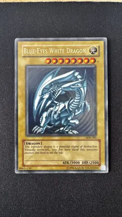 Blue-Eyes White Dragon SDK-001 Starter Deck: Kaiba Ultra Rare LP - Image 1