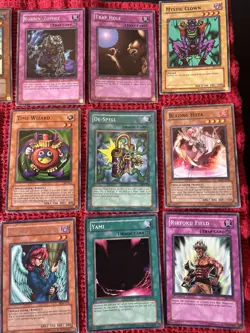 Lot #8⃣ Yugioh Yu-Gi-Oh TCG Massive Card Collection Set Old Rare Vintage 1996 - Image 4