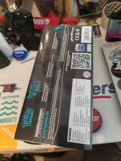 Pokemon TCG Black Bolt ETB Elite Trainer Box | BRAND NEW SEALED | In Hand 🔥 - Image 4