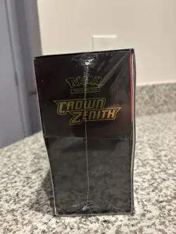 Pokemon TCG Crown Zenith Elite Trainer Box Lucario Booster English - Image 4