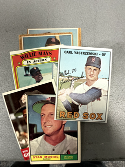 $265 Lot of (6) Baseball Cards W/ Yaz Musial Gibson Mays - Image 1