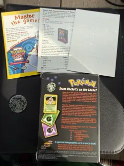 Pokemon Team Rocket Trouble Theme Deck Box w/ 70 Misc Cards - Image 3