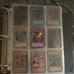 Konami Yu-Gi-Oh! TCG Binder Lot *mostly commons* - Image 1