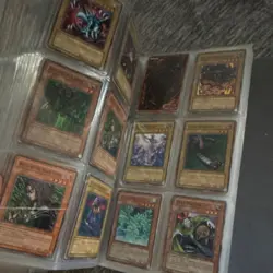 Konami Yu-Gi-Oh! TCG Binder Lot *mostly commons* - Image 5