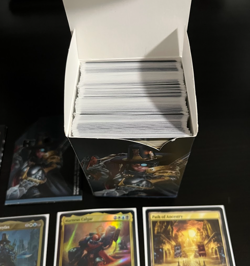 Magic The Gathering Warhammer 40K Commander Deck - Forces of The Imperium - Image 2