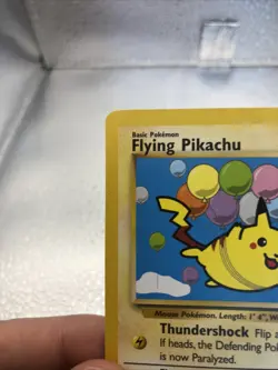 Pokemon English TCG Flying Pikachu 25 Black Star Promo WOTC LP-NM! - Image 2