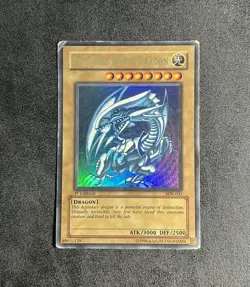 Yugioh Blue Eyes White Dragon SDK-001 1st Edition Ultra Rare Starter Deck Kaiba - Image 1