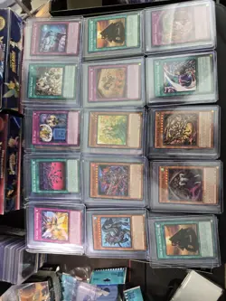 Huge Lot Konami Yu-Gi-Oh! Blue-Eyes White Dragon, Dark Magician summoned skull - Image 3