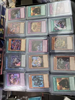 Huge Lot Konami Yu-Gi-Oh! Blue-Eyes White Dragon, Dark Magician summoned skull - Image 4