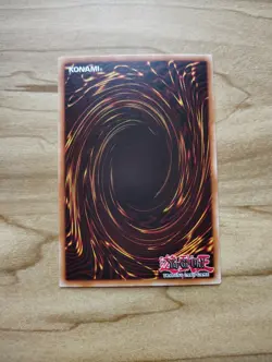 Yu-Gi-Oh - Dark Magician - LC01-EN005 - Ultra Rare - Image 2