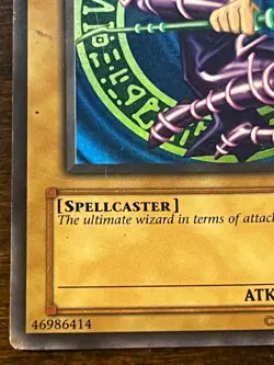 Yugioh Dark Magician SDY-006 Ultra Rare HP - Image 4