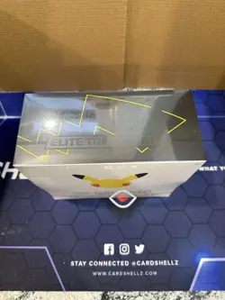 POKEMON Celebrations Elite Trainer Box ETB 25th Anniversary New Factory Sealed - Image 5
