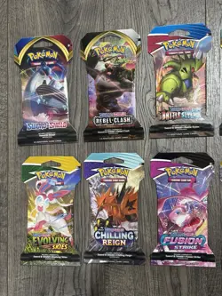 Pokemon TCG: Sword And Shield Blister Set 10 Packs Evolving Skies Fusion Strike - Image 2