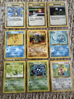 Pokemon Card Base Set Lot Plus More Holos Gyrados Aerodactyl Vaporeon - Image 2