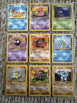 Pokemon Card Base Set Lot Plus More Holos Gyrados Aerodactyl Vaporeon - Image 4