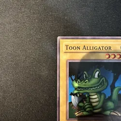 Yu-Gi-Oh! TOON ALLIGATOR SDP-009 Common LP/MP (2003 Starter Deck: Pegasus) - Image 2