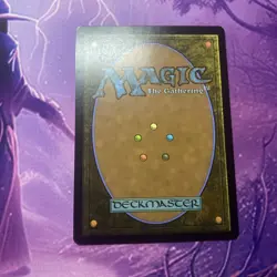 Roaming Throne (Borderless) The Lost Caverns of Ixalan Regular - Image 2