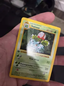 Pokemon TCG Ivysaur 1st Edition Base Set Shadowless HIGHLY gradeable - Image 2