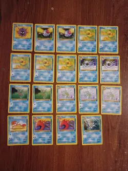 Vintage Pokemon Cards HP Fossil Set Lot 50+ Cards Commons/Uncommons - Image 2