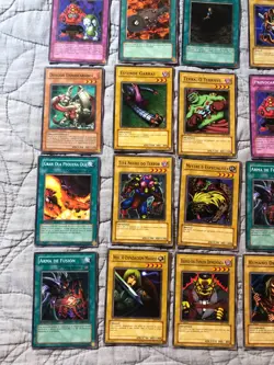 Vintage Lot Of 103 Spanish 1st Edition Yu-Gi-Oh Cards Mixed Sets - Image 2