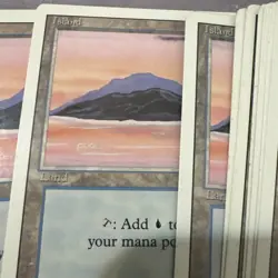 1995 Magic The Gathering, 4th Edition, Island Land Card. Lot (40) MTG NM - Image 2