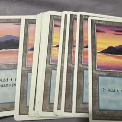 1995 Magic The Gathering, 4th Edition, Island Land Card. Lot (40) MTG NM - Image 4