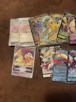 POKEMON HOLO LOT 75 CARDS ESTATE FIND - Image 3
