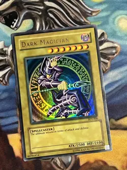 Yugioh HOLOBLEED MISPRINT Dark Magician SDY-006 Ultra Rare Unlimited 1.5 WAVY - Image 2