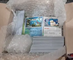 1000 + Bulk Pokemon Cards; Hundreds of Rares/Reverse Holos. Bundle NM 2017-2026 - Image 4