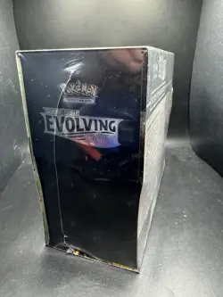 Pokemon TCG Sword & Shield Evolving Skies Elite Trainer Box ETB SEALED/Has Tear - Image 4