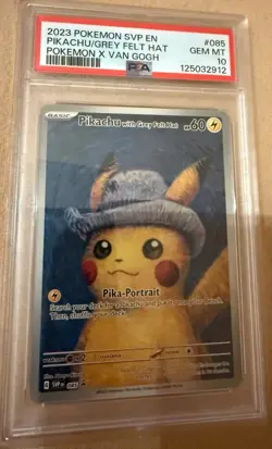 PIKACHU/GREY FELT HAT X VAN GOGH POKEMON SVP EN-SV BLCK STR PRM 2023 085 PSA 10 - Image 1