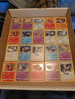 500+ Pokemon Cards Bulk Collection Card Lot - Image 4