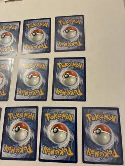 Lot Of 10 Gligar and Gliscor Pokemon Cards - Image 3