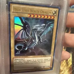 Yugioh Blue Eyes White Dragon JUMP-EN068 PSA 10 Shonen Jump Magazine 2014 - Image 4