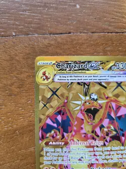 Pokemon TCG Charizard EX Obsidian Flames Holo Hyper Rare Card 228/197 Gold - Image 3
