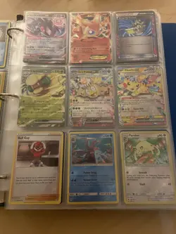 Pokemon Card Binder Lot 450 Total LP - Image 5