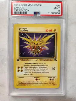 1999 POKEMON FOSSIL 1st EDITION #30 ZAPDOS Non Holo PSA 9 - Image 1