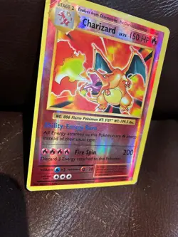 Pokemon TCG Charizard Reverse Holo 11/108 Evolutions, XY era (DMG) - Image 2